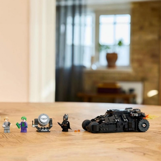 Lego Super Heroes Tumbler Batmobil gegen Two-Face und Joker