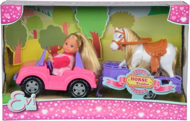 Puppe Evička mit Jeep und Pferdeanhänger