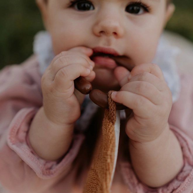 Ababu Hängespielzeug Kälbchen mit Raschelpapier