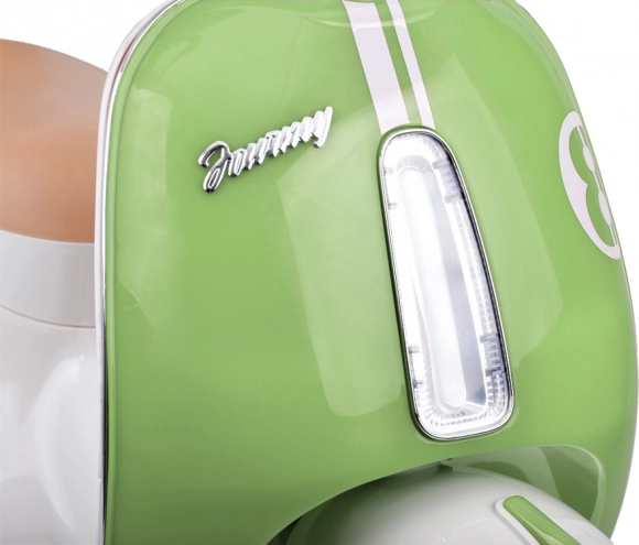 Klassischer elektrischer Kinderscooter orange – Grün