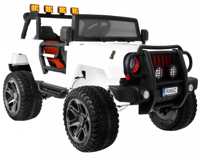 Monster Jeep 4x4 Fahrzeug Weiß