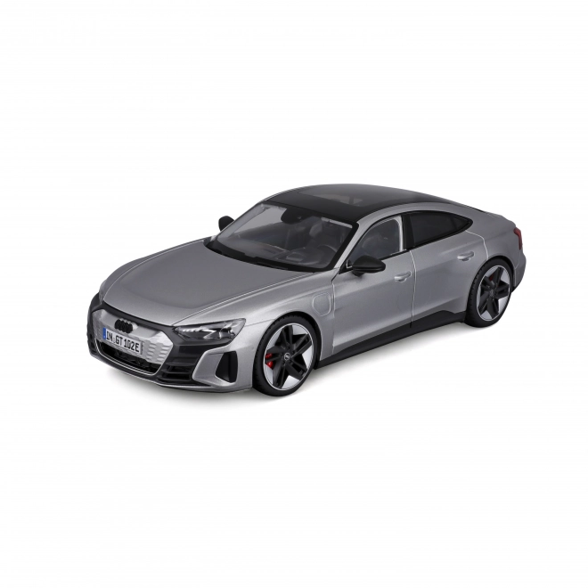 Audi RS E-tron GT Silber Modellauto im Maßstab 1:18