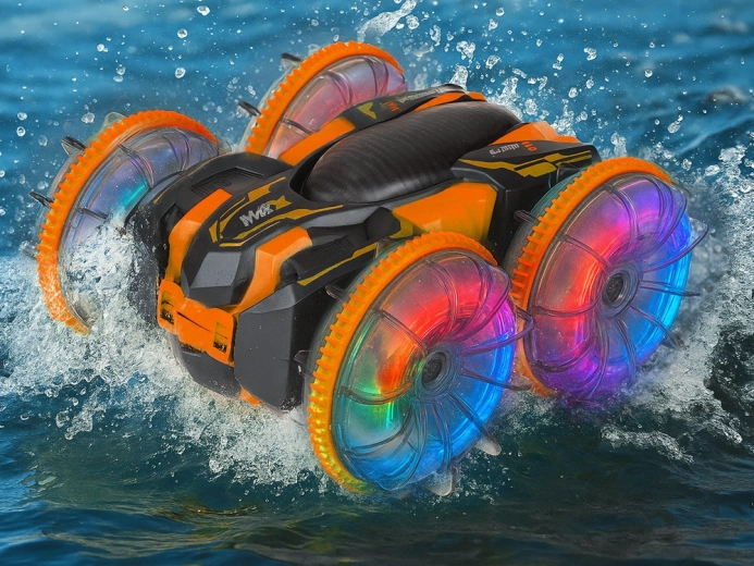 Amphibisches Fahren auf Land und Wasser