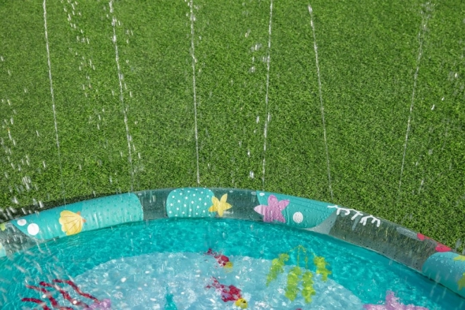 Aufblasbarer Kinderplanschpool mit Wassersprühmatte