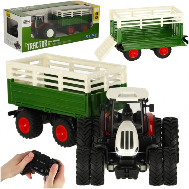 RC-Traktor mit Anhänger