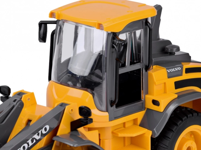 Ferngesteuerter Volvo Bulldozer 1:16 mit Licht und Ton