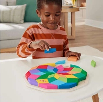 Holzpuzzle zur Förderung der Bildung Mandala
