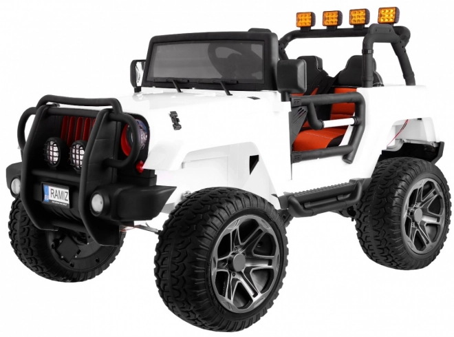 Monster Jeep 4x4 Fahrzeug Weiß