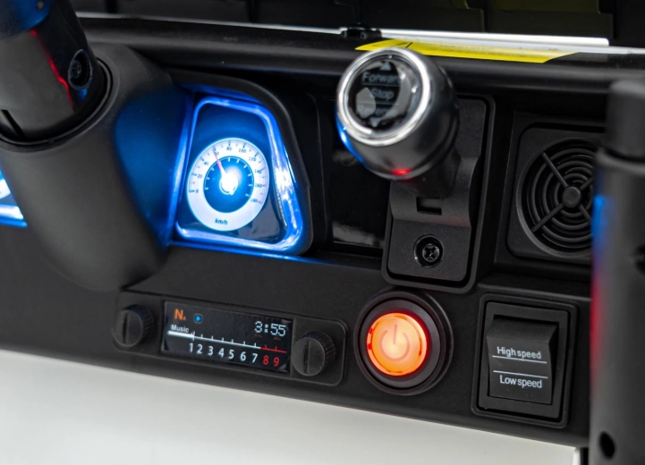 Realistische LED-Beleuchtung und Audiopanel