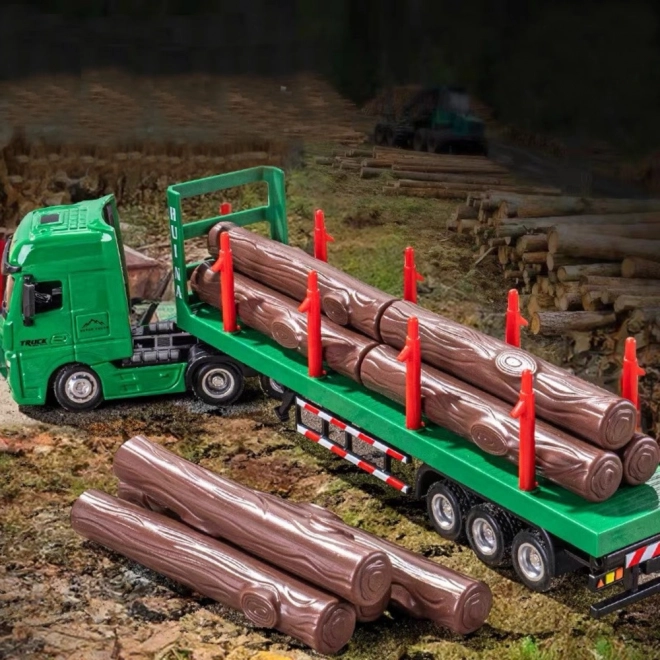 Grüner Metall-Forstschlepper Huina im Maßstab 1:50