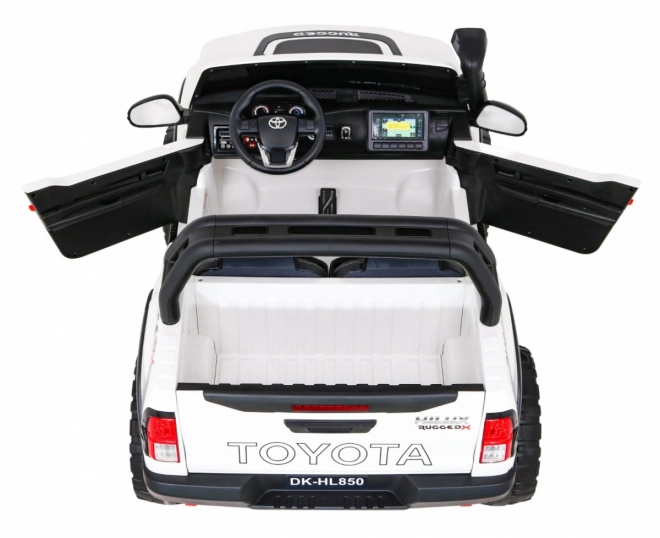 Fahrzeug Toyota Hilux Weiß