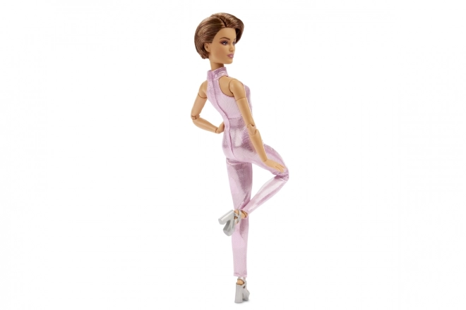 Barbie Looks mit Kurzhaarfrisur im pinken Outfit