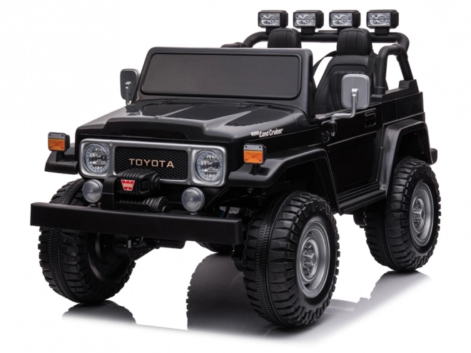 Elektrisches Kinderauto Toyota Land Cruiser – Schwarz