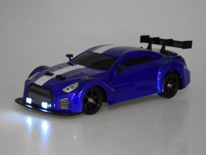 Ferngesteuertes RC Driftauto 4x4 mit Raucheffekt und LED Beleuchtung