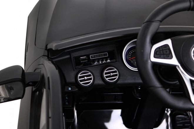 Mercedes Benz GLC63S für Kinder schwarz + Fernbedienung + 4x4 Antrieb + MP3 LED + EVA + langsamer Start