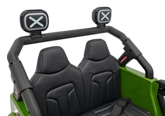 Grünes Offroad-Kinderfahrzeug