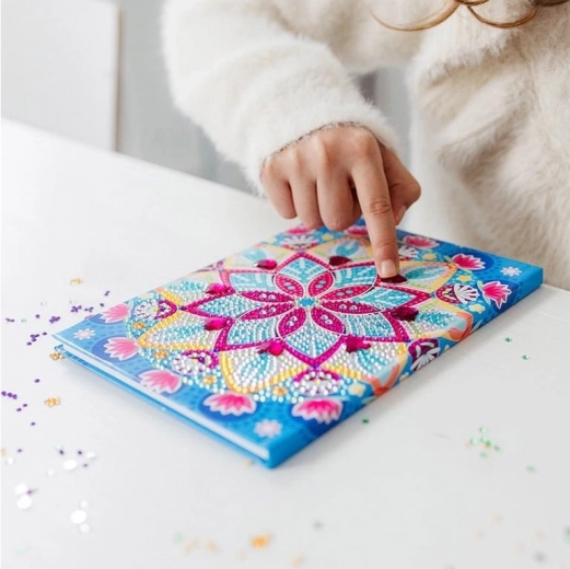 Leuchtende Mandala auf Hartcover