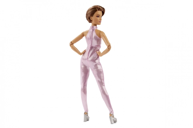 Barbie Looks mit Kurzhaarfrisur im pinken Outfit