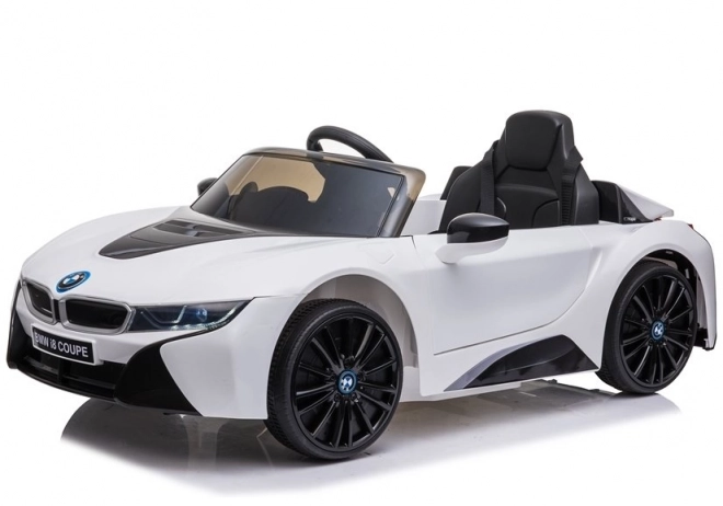 Weißes Elektroauto BMW i8 für Kinder