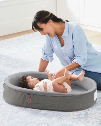 Baby-Nest Playful Retreat von SKIP HOP