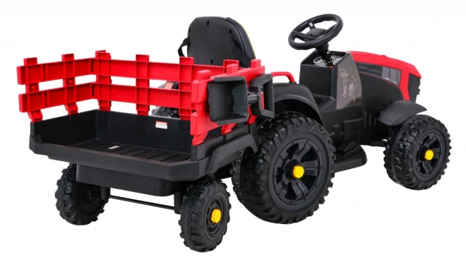 Titan-Traktor mit rotem Anhänger