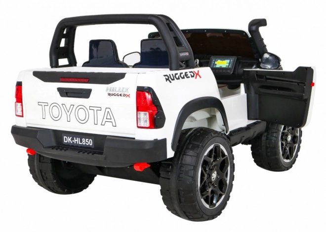 Fahrzeug Toyota Hilux Weiß