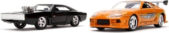 Metallkarosserie, Gummireifen