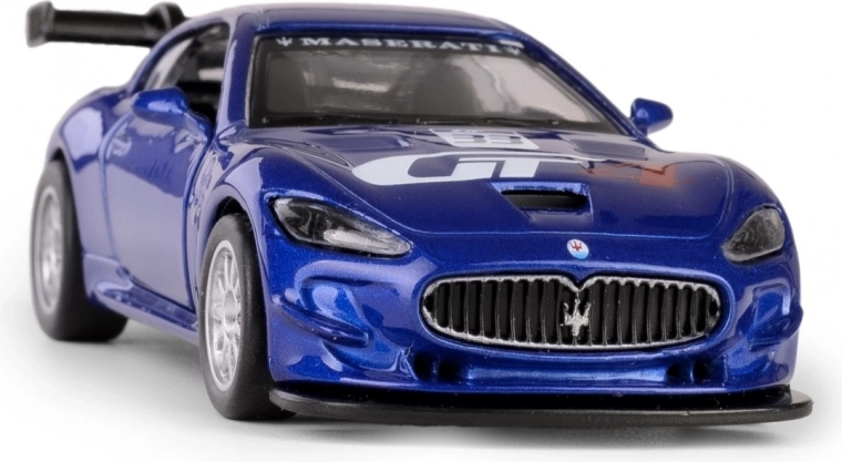 Realistische Details und Gummireifen