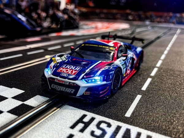 Realistische Beleuchtung für Rennatmosphäre