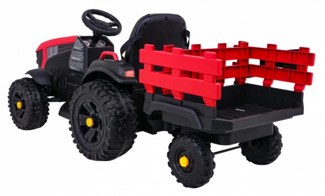 Titan-Traktor mit rotem Anhänger