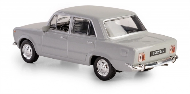 Klassiker des PRL: Fiat 125p in Aschgrau
