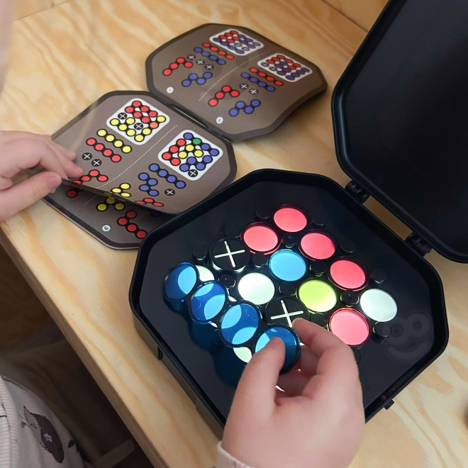 Woopie IQ Logikspiel 'Muster legen' Gehirntraining & Farbmischung