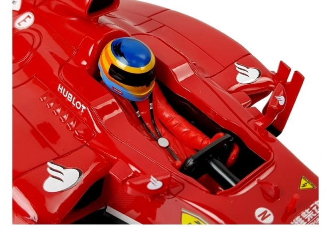 Rennwagen Formel 1 Ferrari F138 Rot 1:12