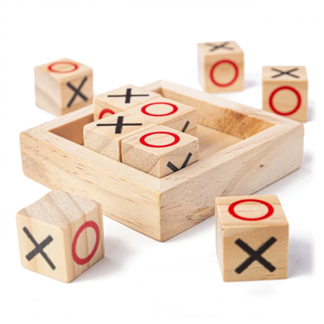 Kreatives Tic-Tac-Toe Spiel aus Holz