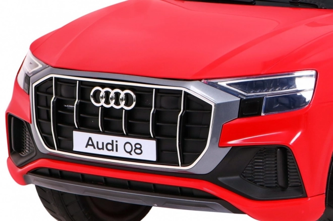 Audi Q8 Hebezeug für Kinder Batterie Rot + Fernbedienung + EVA + Langsamer Start + MP3 USB + LED-Diode