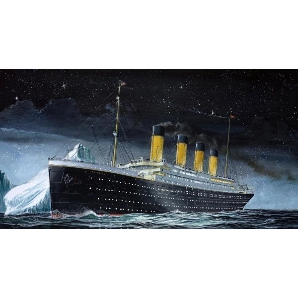 Revell R.M.S. Titanic Modell