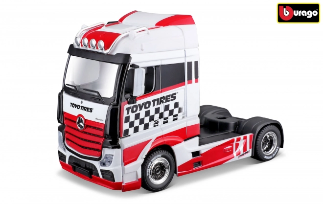 Bburago Mercedes Benz Actros Gigaspace Rot/Weiß