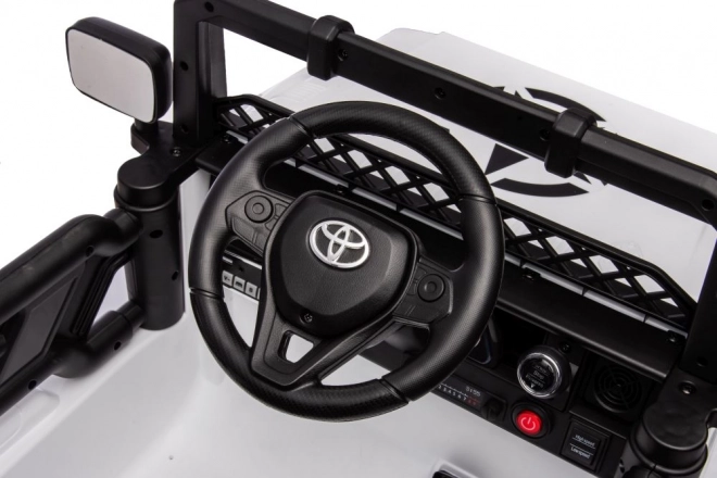 Spielzeugauto mit Batterie Weiß Toyota FJ 4x4