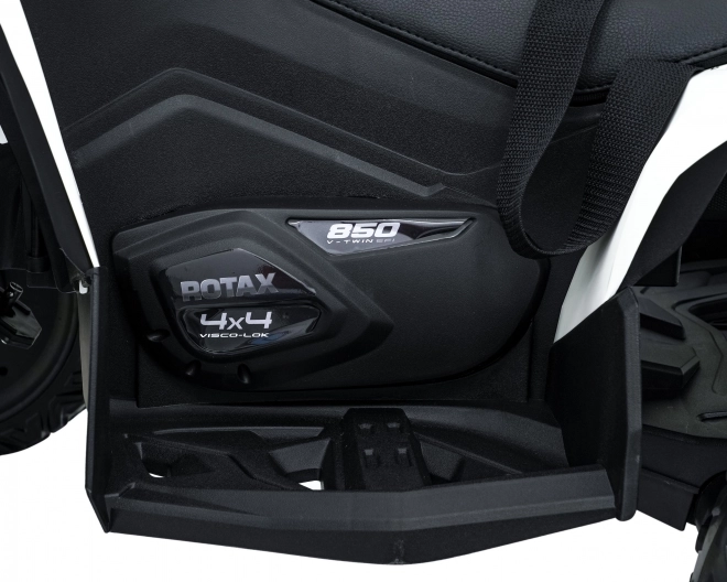 Maverick ATV weiß