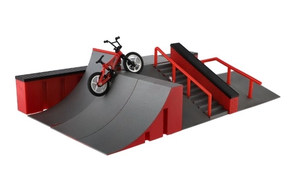 Skatepark Set mit Rampe und Finger-Skateboard