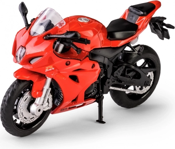 Metallteile und Gummireifen