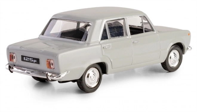 Klassiker des PRL: Fiat 125p in Aschgrau