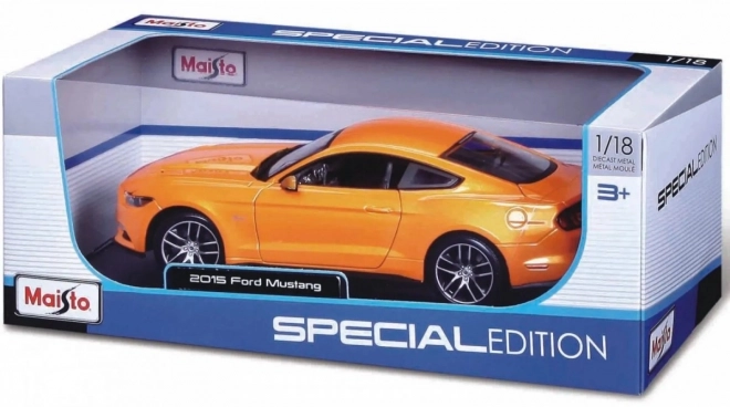 Ford Mustang GT 2015 Orange Modellauto 1:24