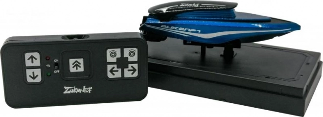 Moderne blaue RC-Boot