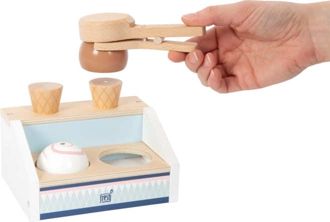 Magnetischer Portionierer für realistisches Spiel