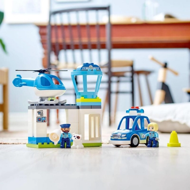 Lego Duplo Polizeistation mit Hubschrauber