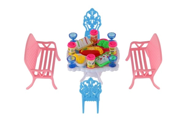 Komplettes Ess-Set fürs gemeinsame Essen