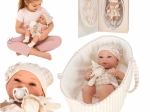 Beige Babypuppe 38 cm mit Tragekörbchen, Schnuller und Plüschhäschen