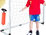 Kinder-Fußballtor mit Ball und Pumpe