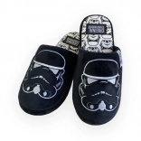 Hausschuhe mit Stormtrooper-Motiv aus der Star Wars-Serie
